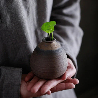 Handmade Classic Brown Table Vase Set